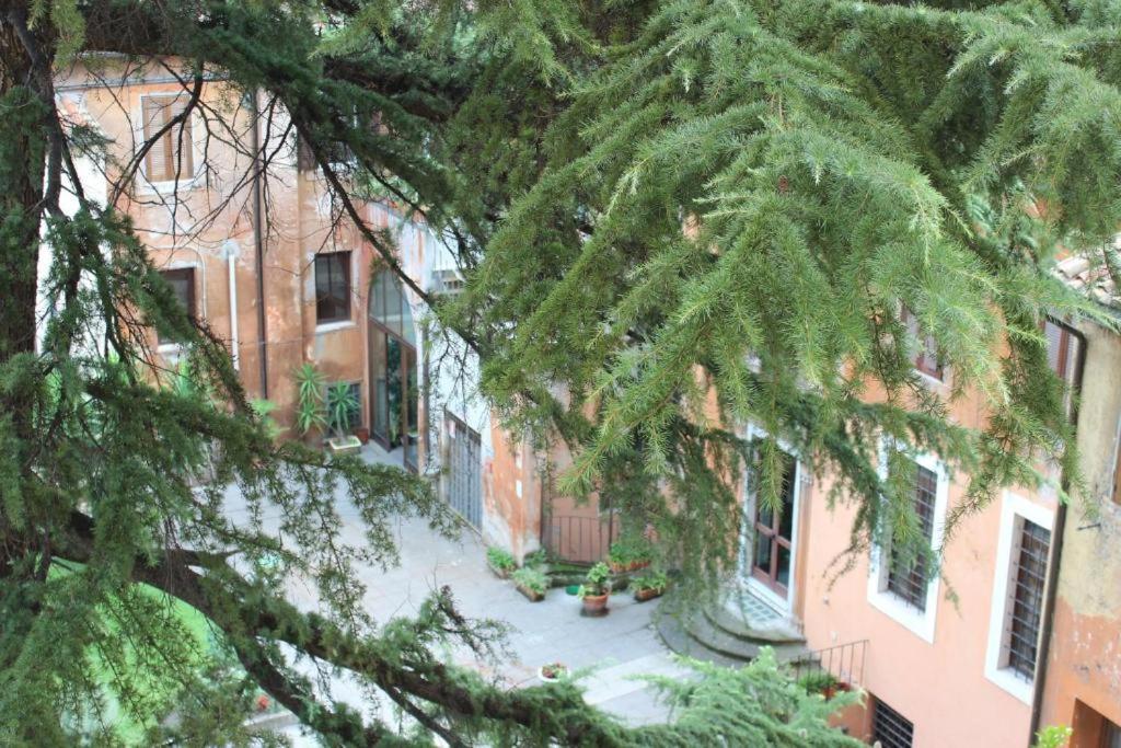 Appartamento Esquilino Di Yan Rzym Zewnętrze zdjęcie